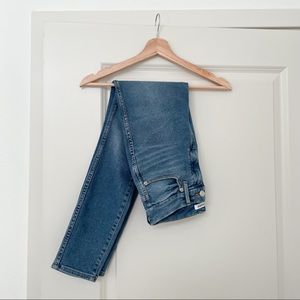 NWOT Good American Good Curve Skinny Crop Jeans